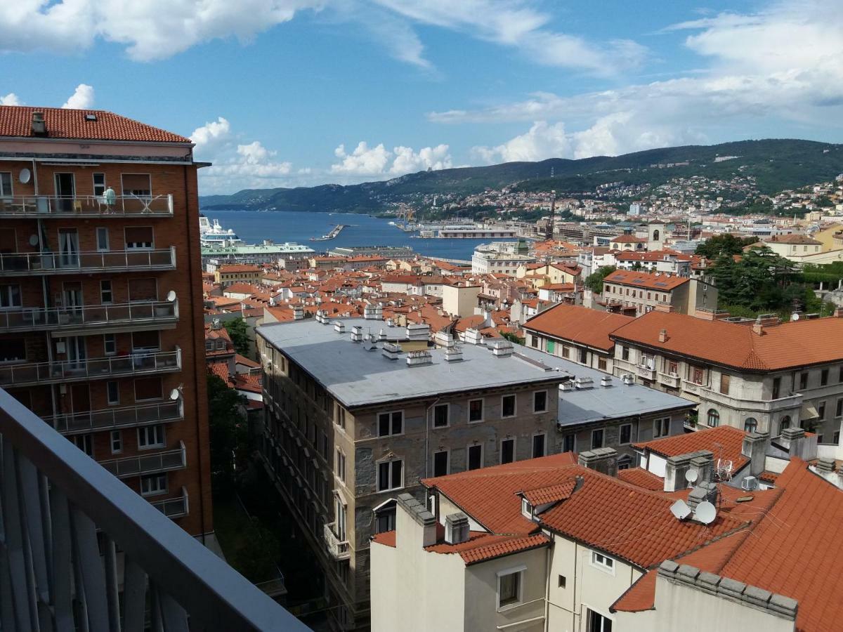 Ir Panoramic Apartman Trieszt Kültér fotó